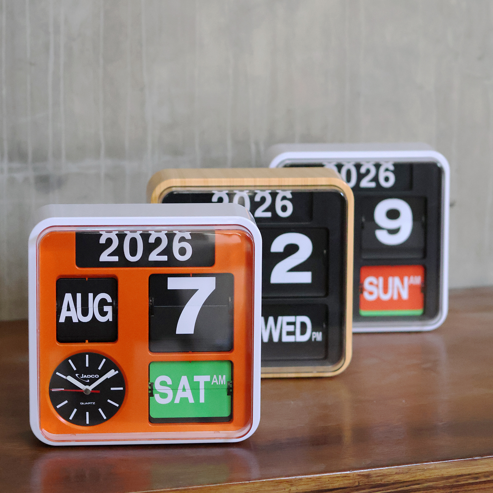 AD650 Flip Calendar Clock - NEW - Image 2